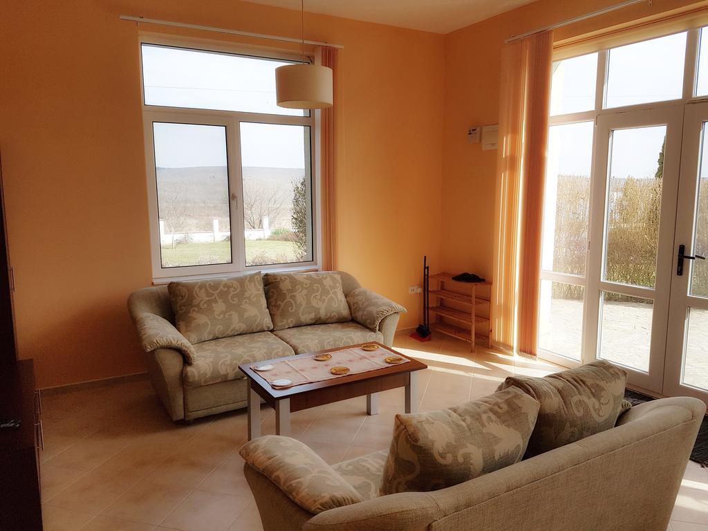 Villa Ketli Apartment Bliznatsi ภายนอก รูปภาพ