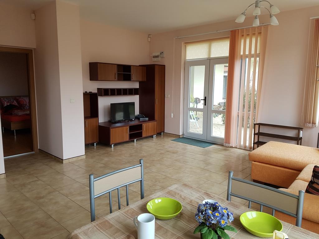 Villa Ketli Apartment Bliznatsi ภายนอก รูปภาพ